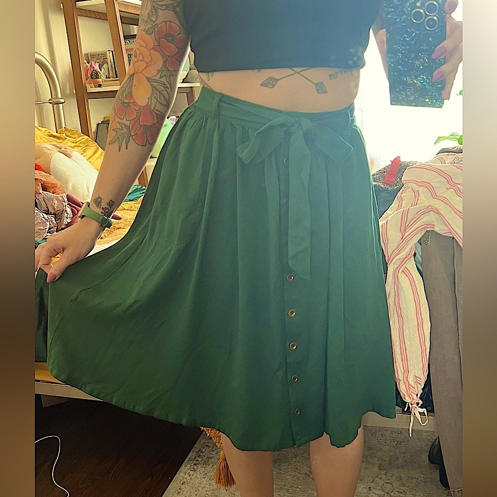 Modcloth Green A-Line Flowy Button DownSkirt with Removable Sash